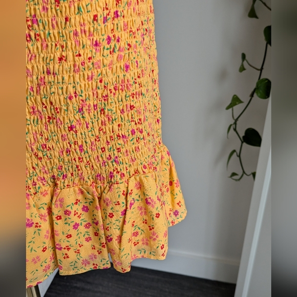 Lovers & Friends Cendall Dress Golden Rod Ditsy - Picture 7 of 10